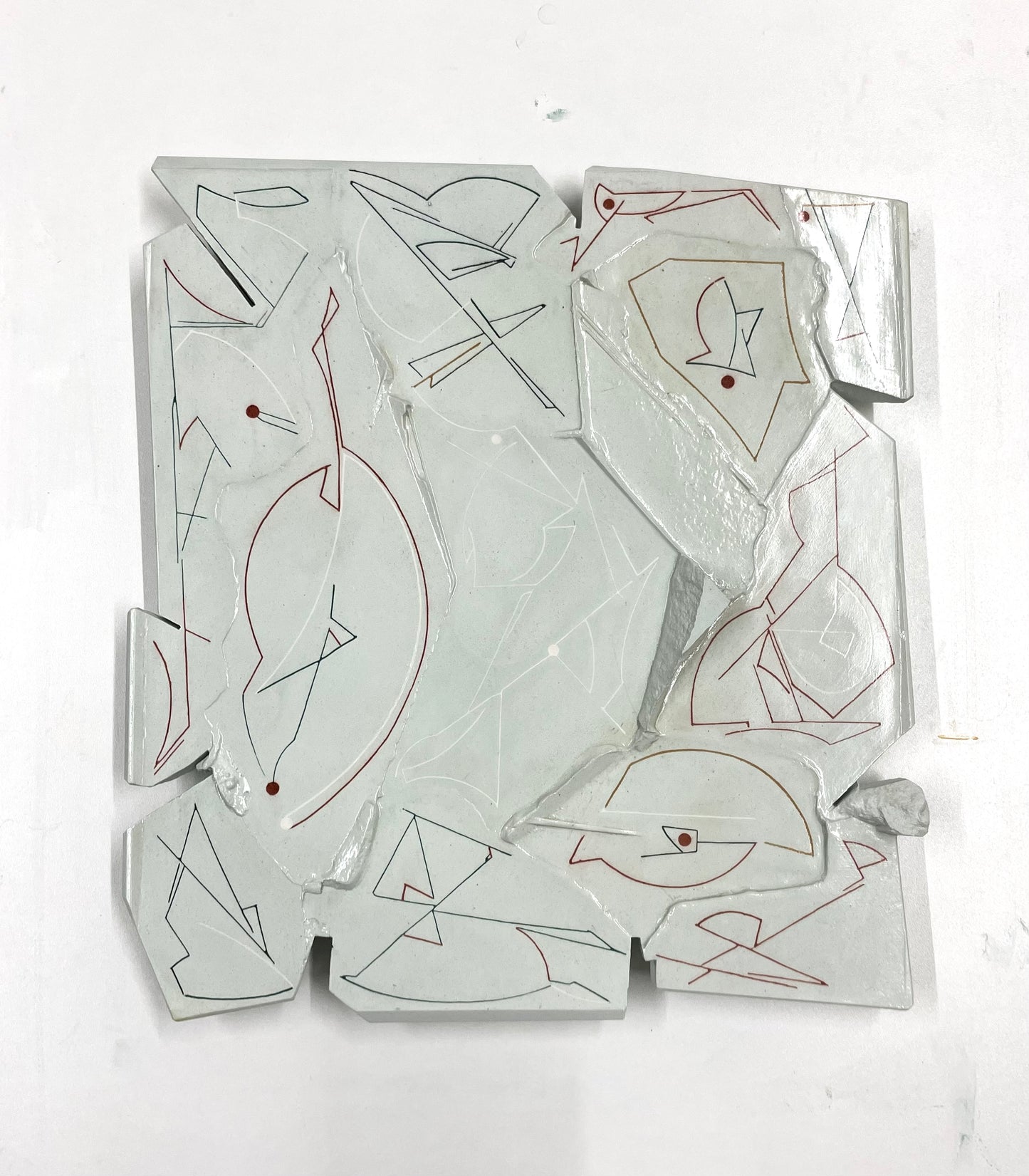 Sohn, Lid and Tray, 2025