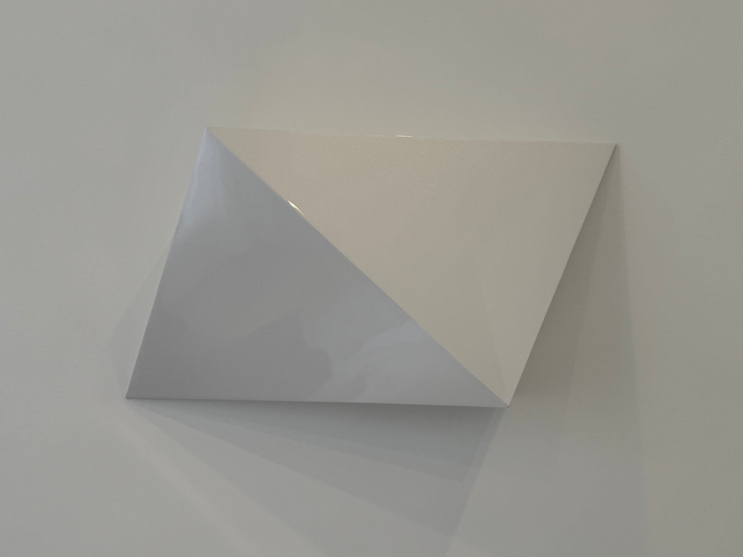 Chris Zickefoose PolyhedronM.3 (White Pearl), 2025
