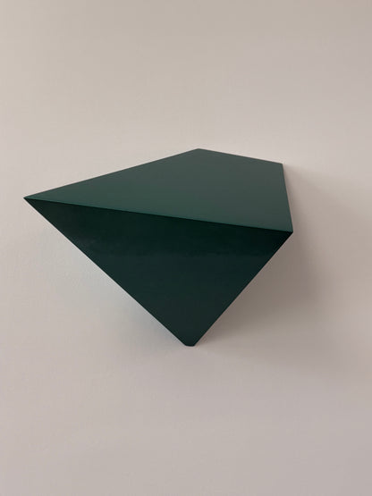 Chris Zickefoose Polyhedron.V.4 (Emerald), 2025