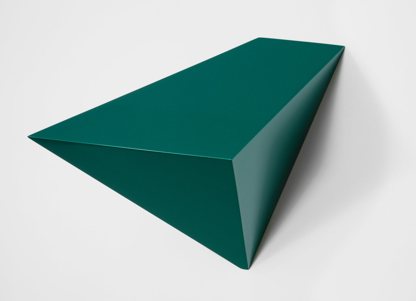 Chris Zickefoose Polyhedron.V.4 (Emerald), 2025